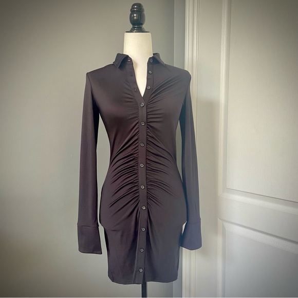 4 for $20 🖤 H&M Divided Body-con Ruched Shirt dress - Picture 1 of 8